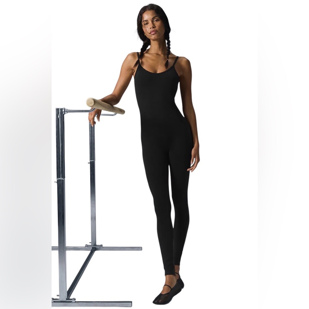 Alo Yoga Airbrush One And Done Onesie Black S